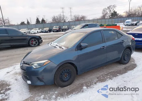 2015 Toyota Corolla Le z USA, uszkodzony, nr VIN 2T1BURHE6FC396192